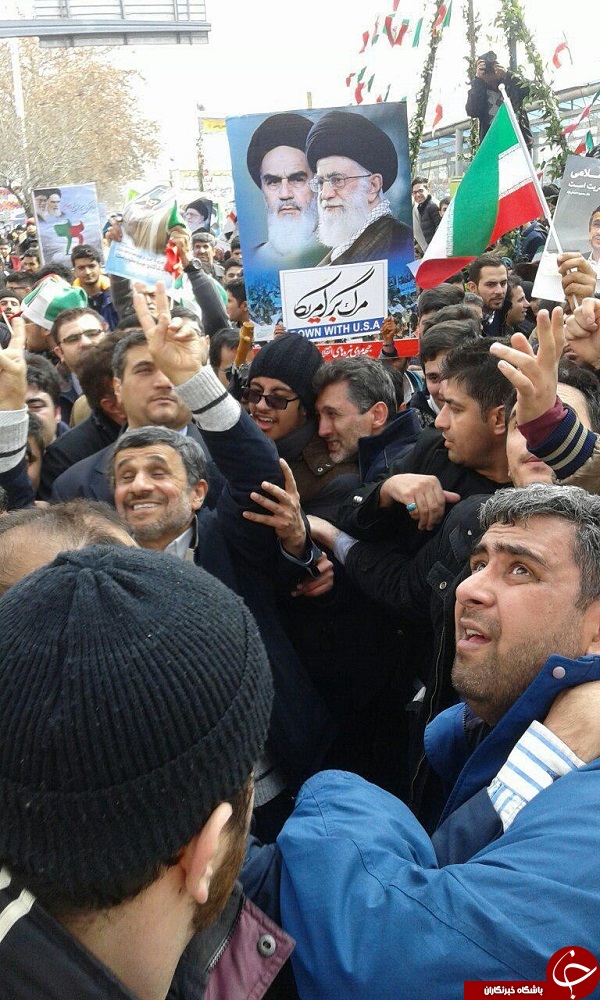 محمود احمدی نژاد در راهپیمایی 22 بهمن +تصاویر