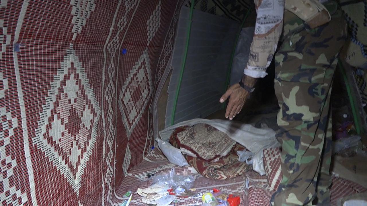 تونل های داعش و مواد غذایی عربستانی که در آن انبار شده است+تصاویر