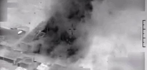 انهدام تسلیحات مرگبار و خودروهای زرهی داعش بوسیله جنگنده‌های ائتلاف آمریکا+ تصاویر