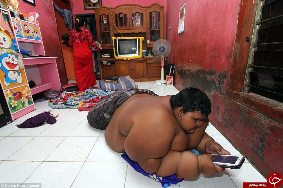 چاق‌ترین پسر دنیا می‌خواهد رژیم بگیرد+تصاویر