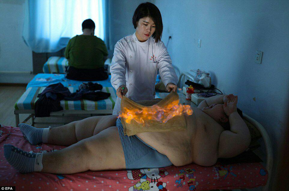 لاغری با استفاده از آتش، شیوه باستانی تناسب اندام در چین+ تصاویر