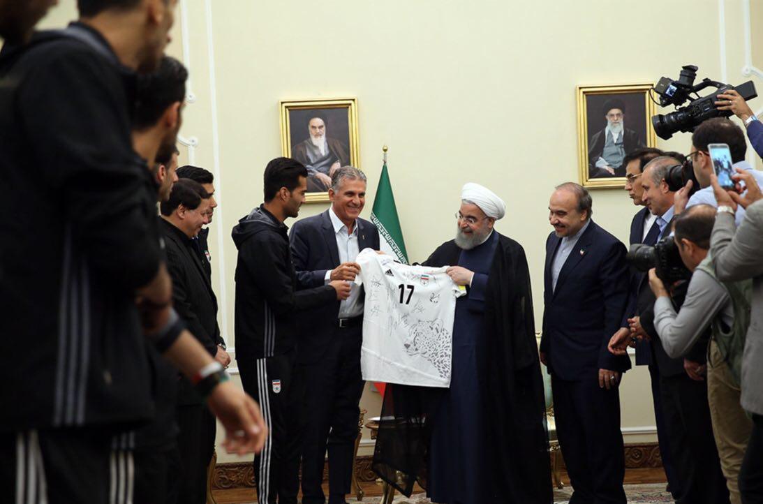 کی‌روش و اعضای تیم ملی فوتبال به دیدار روحانی رفتند + عکس