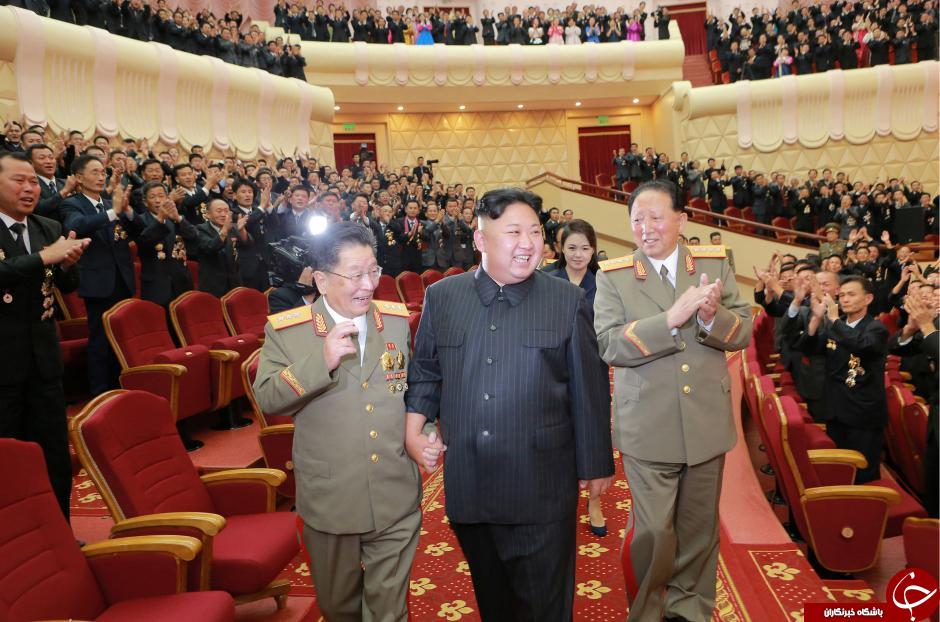 برگزاری یک جشن بزرگ در کره شمالی برای تقدیر از دانشمندان هسته ای+ تصاویر