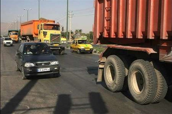 ممنوعیت تردد کامیون‌های فرسوده در تهران بررسی می‌شود/ اجرای طرح منوط به ارائه تسهیلات نوسازی