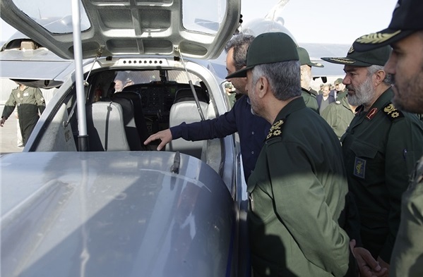 الحاق هواپیماهای بال ثابت و دوزیست آب نشین به نیروی دریایی سپاه+ تصاویر